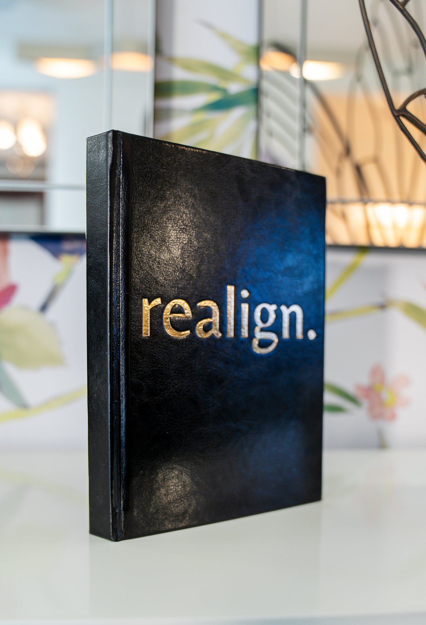 PREMIUM BLACK LEATHER LAY FLAT REALIGN JOURNAL